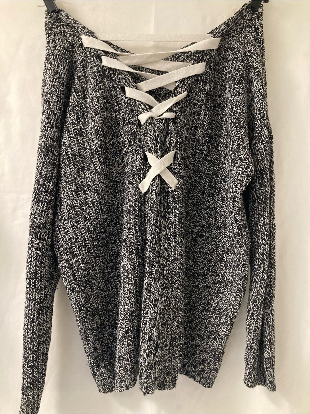 Be You Ti Ful Black White Marled Lace Up Back Y2K Sweater XL